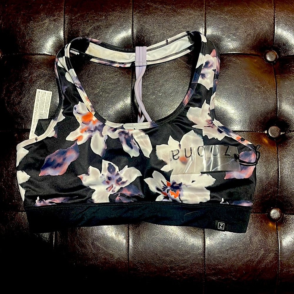 Zobha sports bra, new with tag